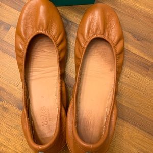 Chestnut Tieks